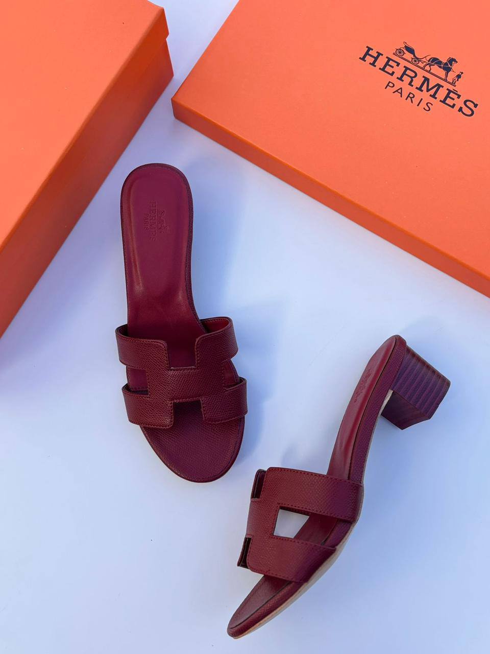 Hermes
Size 36-41
110 dhs❤️

Zain30
♥️♥️♥️