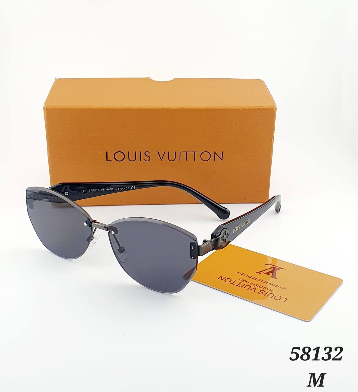 LV Sunglasses
65 dhs✅

with box
🎁🎁🎁

Zain182
♥️♥️♥️