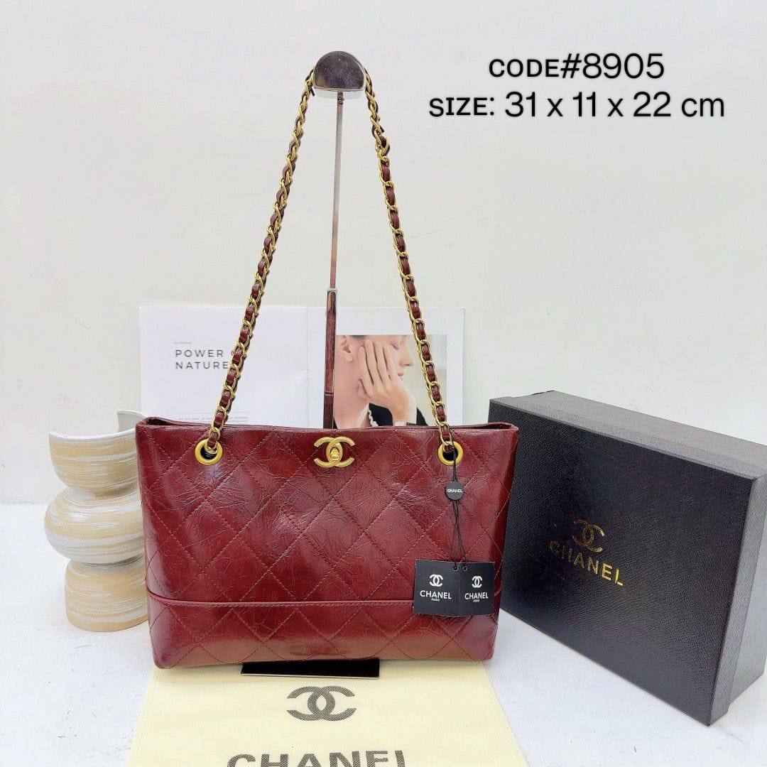 CHANEL ʜᴏʙᴏ ᴛᴏᴛᴇʙᴀɢ
sʜᴏᴜʟᴅᴇʀ ʙᴀɢ
ɢʀᴀɪɴᴇᴅ ᴄᴀʟғsᴋɪɴ
ɢʟᴏssʏ ʟᴇᴀᴛʜᴇʀ
ɢᴏʟᴅ ᴄʜᴀɪɴ ʙᴇʟᴛ
ɢᴏʟᴅ ʜᴀʀᴅᴡᴀʀᴇ
sɪᴢᴇ : 31 cm
ᴡɪᴛʜ BOX

80 dhs❣️

Zain31
♥️♥️♥️