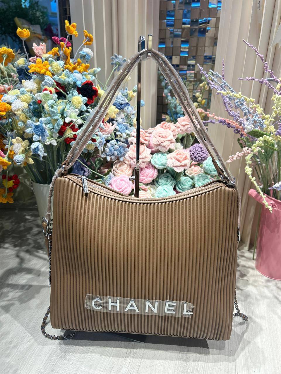 CHANEL 
110 dhs🇦🇪

Zain44
♥️♥️♥️