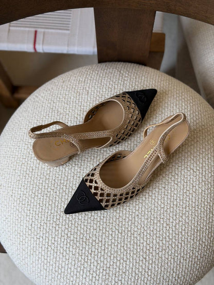Chanel 

 𝑨𝑨𝑨 𝑸𝒖𝒂𝒍𝒊𝒕𝒚 
S𝒊𝒛𝒆 𝟑5 𝒕𝒐 𝟒2 
480 dhs🇦🇪🇦🇪

Zain81
♥️♥️♥️