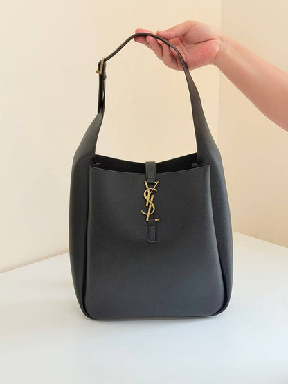Master Bags
For Price 👇 WhatsApp✅
0568585901 
0507557372
0552275751 Owner Zain 👌

Zain134
♥️♥️♥️