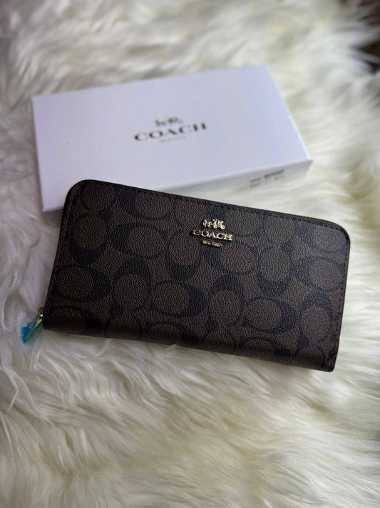 💝 Coach wallet
1️⃣ First quality ＋🎁
40 dhs🌺
with box 🎁

Zain115
♥️♥️♥️