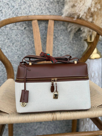 LORO PIANA
27cm
370 dhs🌺
Top quality 
With box🎁

Zain167
♥️♥️♥️