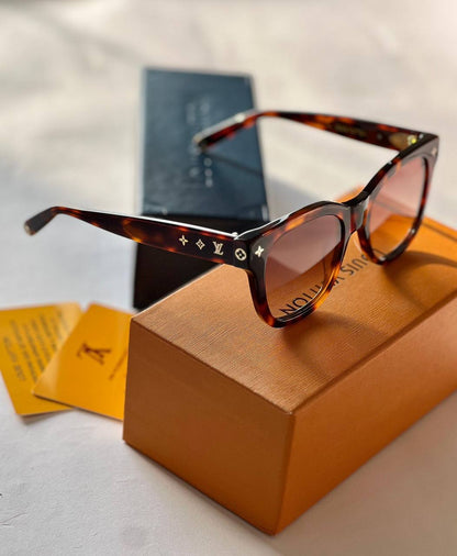 𝙇𝙊𝙐𝙄𝙎 𝙑𝙐𝙄𝙏𝙏𝙊𝙉
Super master quality 💯
For Price 👇 WTSP Text Zain 0568585901

Zain281
♥️♥️♥️