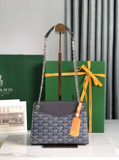 Goyard Goyardine Mini Rouette Structure✅*
*Size 20 cm*
For Price 👇 WhatsApp✅
0568585901 
0507557372
0552275751 Owner Zain 👌

Zain274
♥️♥️♥️