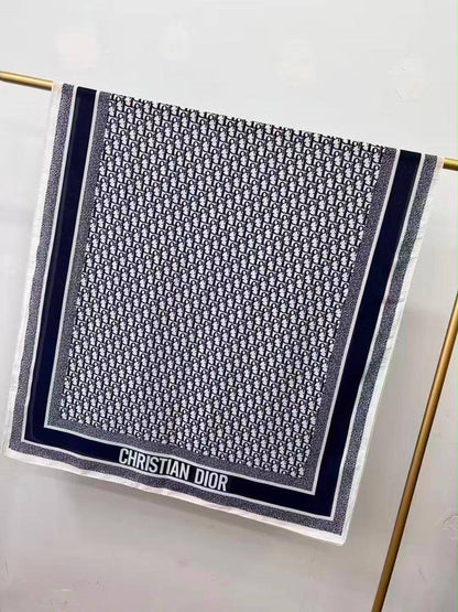Silk scarf 
40 dhs🇦🇪🇦🇪

Zain93
♥️♥️♥️