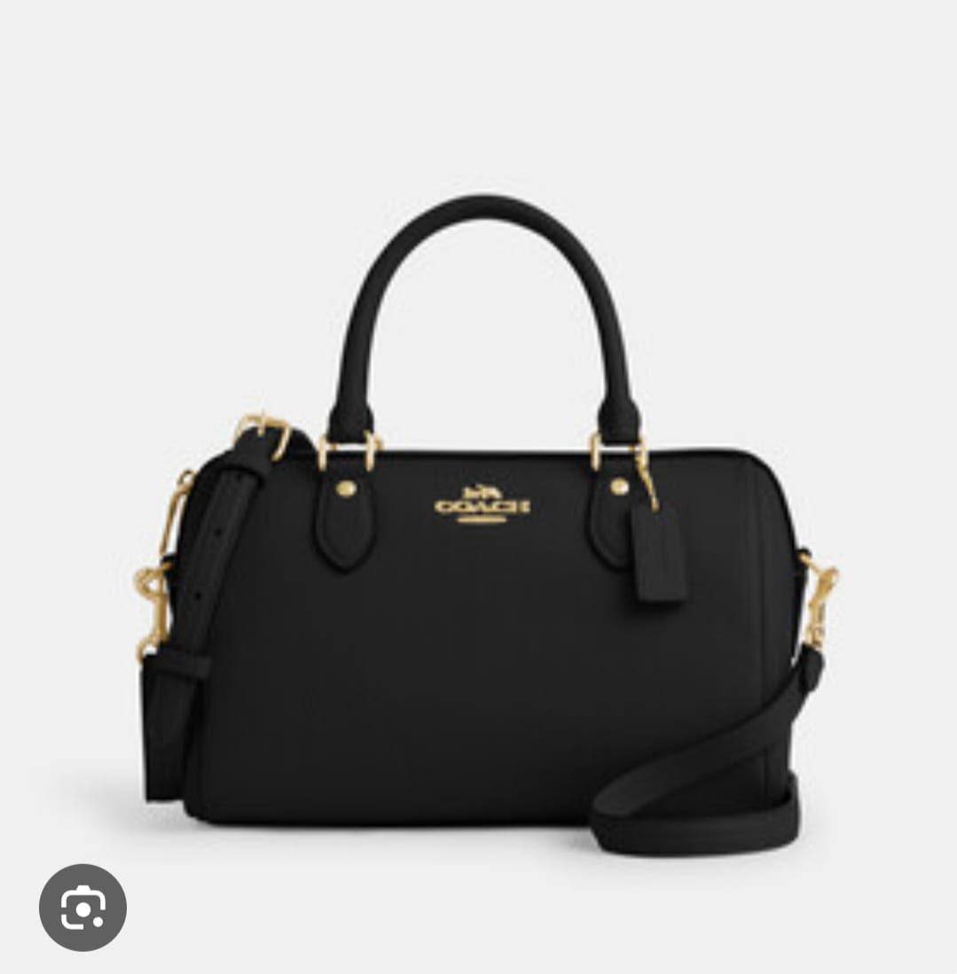 Coach
With box
Size18cm
Good quality 
100 dhs🇦🇪🇦🇪

Zain219
♥️♥️♥️