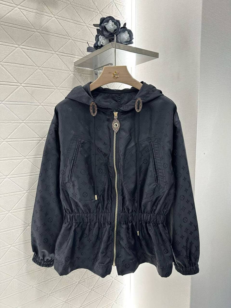 *New collections 
230 dhs💓
*good  quality  
*Sizes:S M L 
*AVAILABL

Zain231
♥️♥️♥️