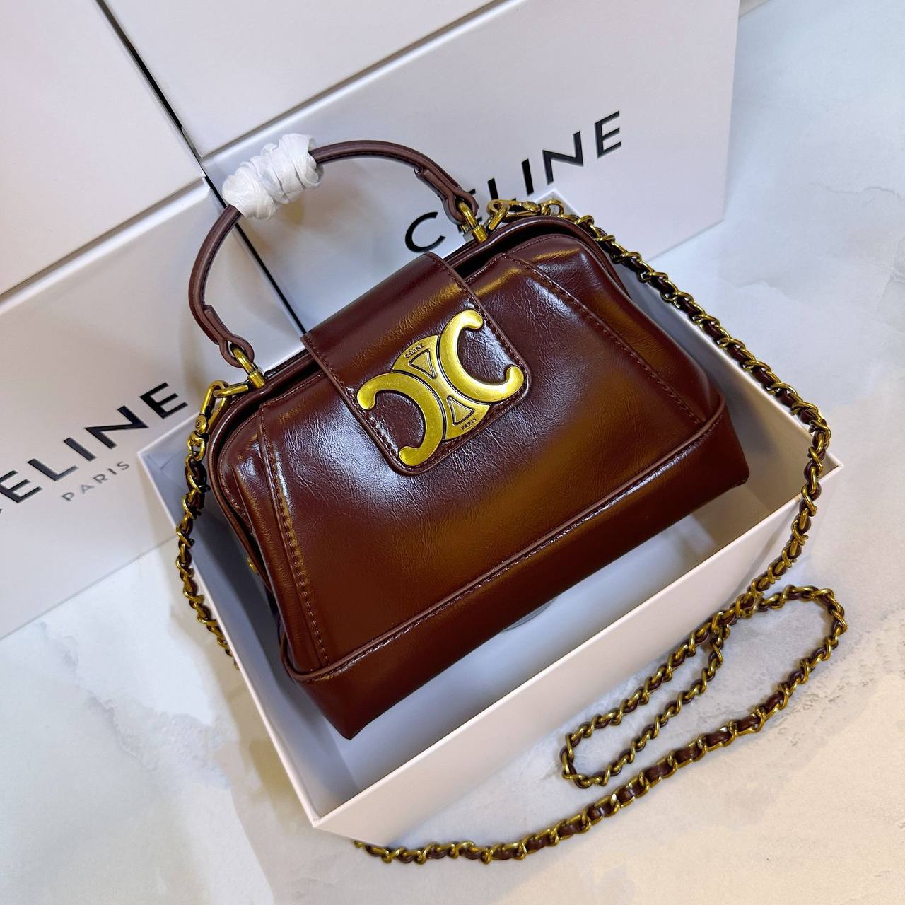 CELINE 
NEW CAME HIGH QUALITY 
WITH BOX 
🎁🎁🎁

125 dhs🇦🇪

Zain39
♥️♥️♥️