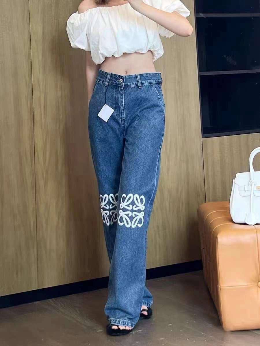 *New collections master                                             
good pualiit 👖👖💝❤️‍🩹💝💝
*AVAILABLE
150 dhs🌺
size：S M L xl

Zain231
♥️♥️♥️