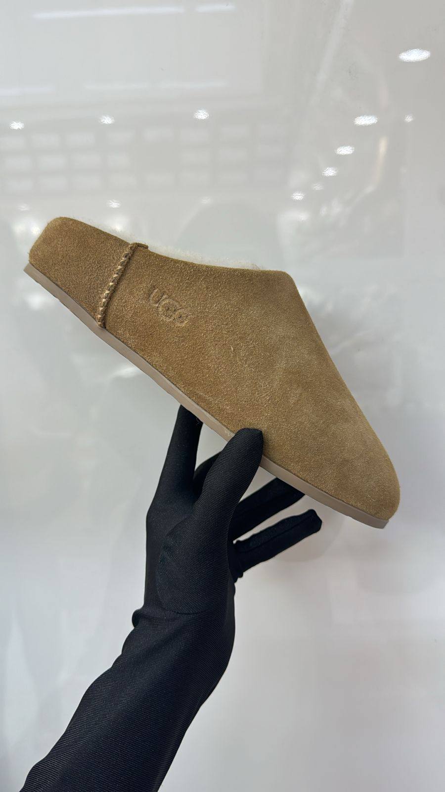 UGG
SIZE  ……… 36-42
QUALITY……MASTER
250 dhs🪙🌨️

Zain119
♥️♥️♥️