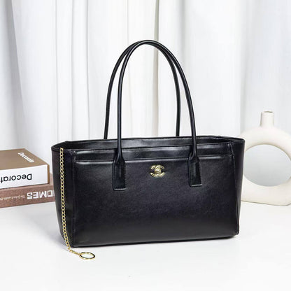 Chanel
130 dhs🇦🇪🇦🇪

Zain219
♥️♥️♥️