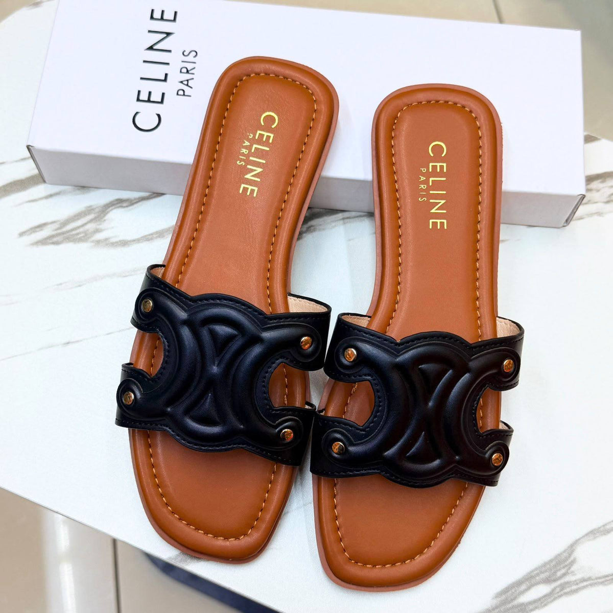 celine ladies

Restock 
36 to 41
75 dhs🇦🇪🇦🇪

Zain236
♥️♥️♥️