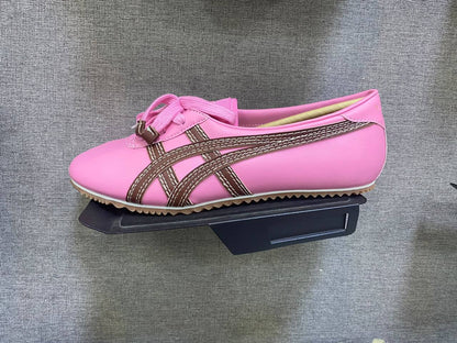 versace x onitsuka tiger
 , 36 to 40 , 

210 dhs

Zain196