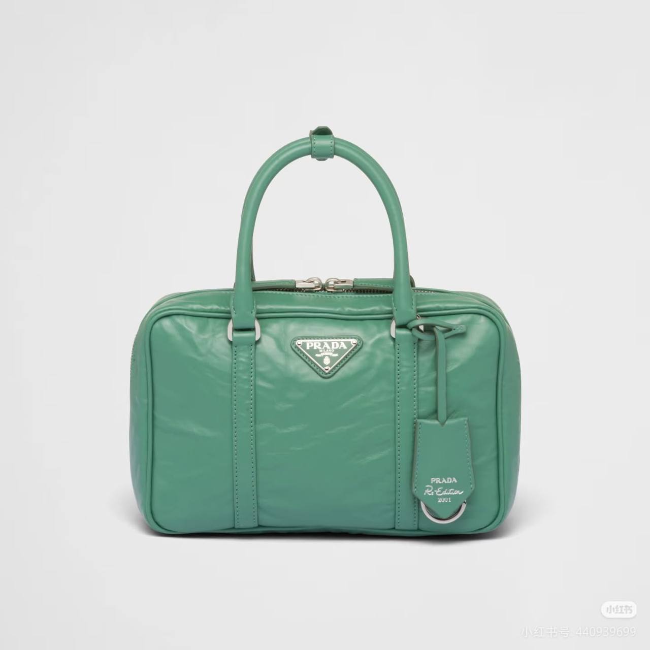 Prada
Master
250 dhs❣️

Zain10
♥️♥️♥️