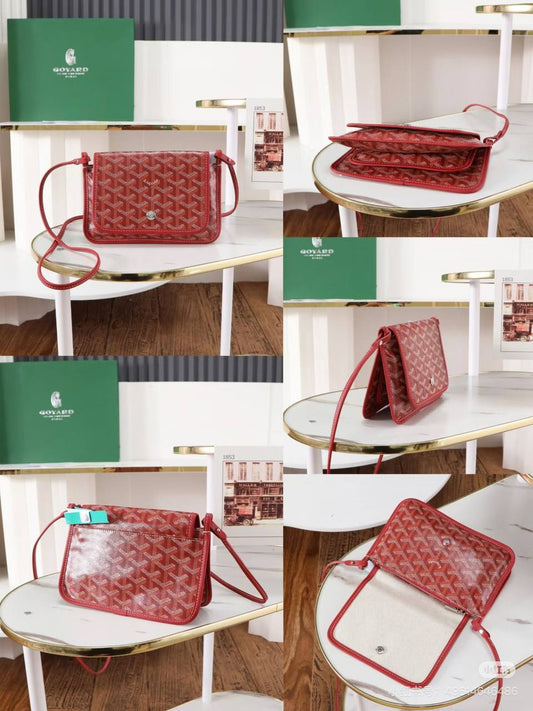 GOYARD
Size   20.5cm  
paper bag
85 dhs🪙💚
high quality

Zain04
♥️♥️♥️