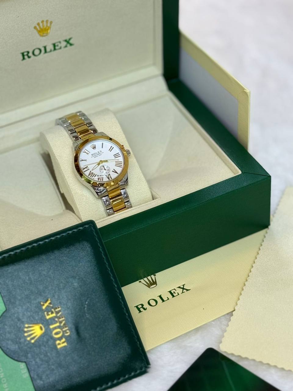 ROLEX 🆕 LADIES 
GOOD QUALITY 💯
60 dhs🪙💕

Zain133
♥️♥️♥️