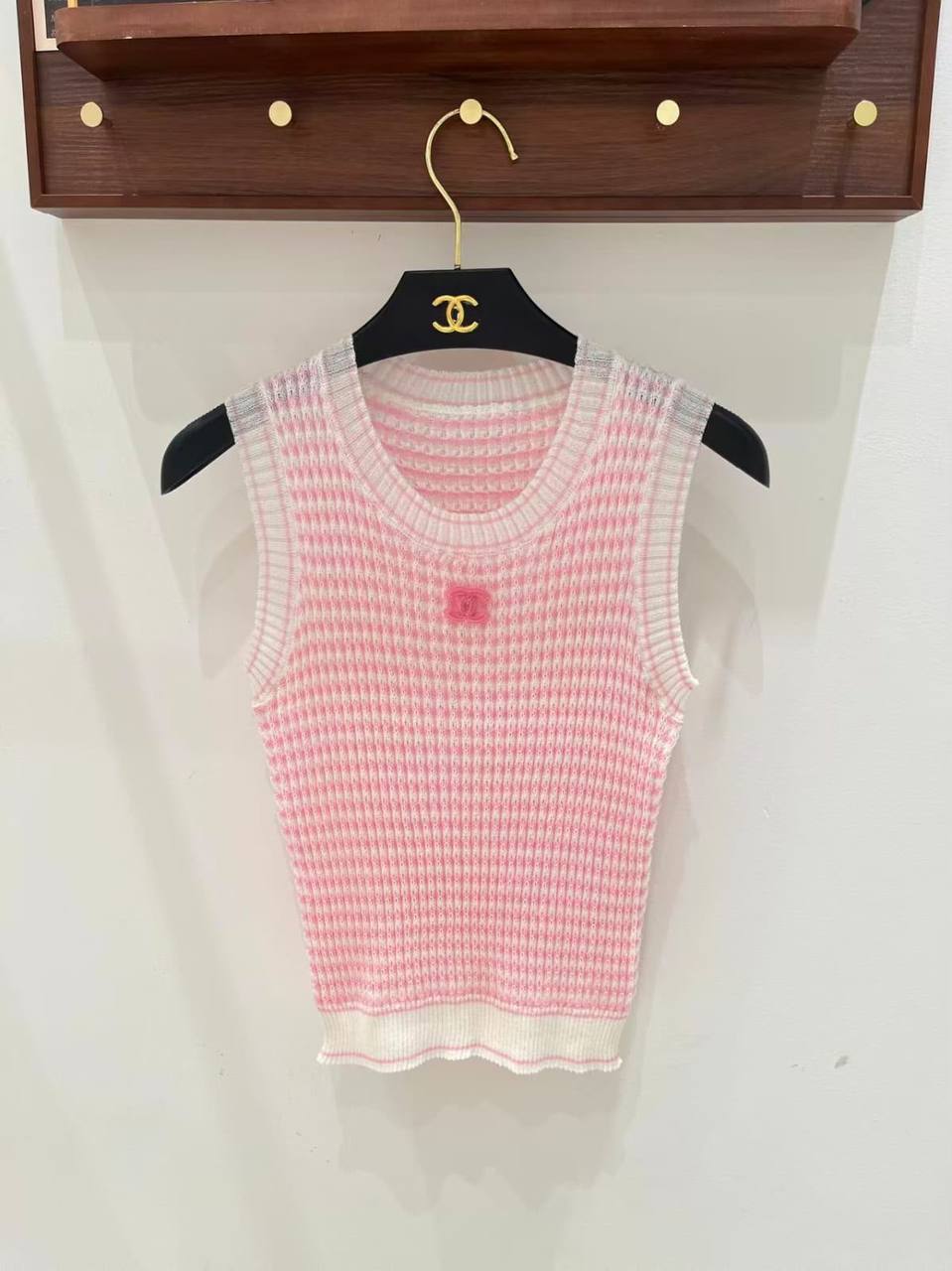 *New collections*                                                
CHANEL
*Super Master quality*
*Sizes: S M L XL* 
250 dhs✅

Zain308
♥️♥️♥️