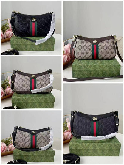 Gucci
85 dhs🪙💕

with box
🎁🎁🎁

size 25×9×14cm

Zain44
♥️♥️♥️