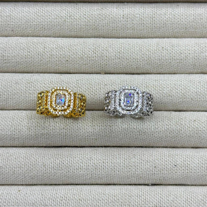 Fashion Ring 💍* 
Adjustable 
Offer price 
Available more design 
30 dhs🪙💚 normal box 📦

Zain48
♥️♥️♥️