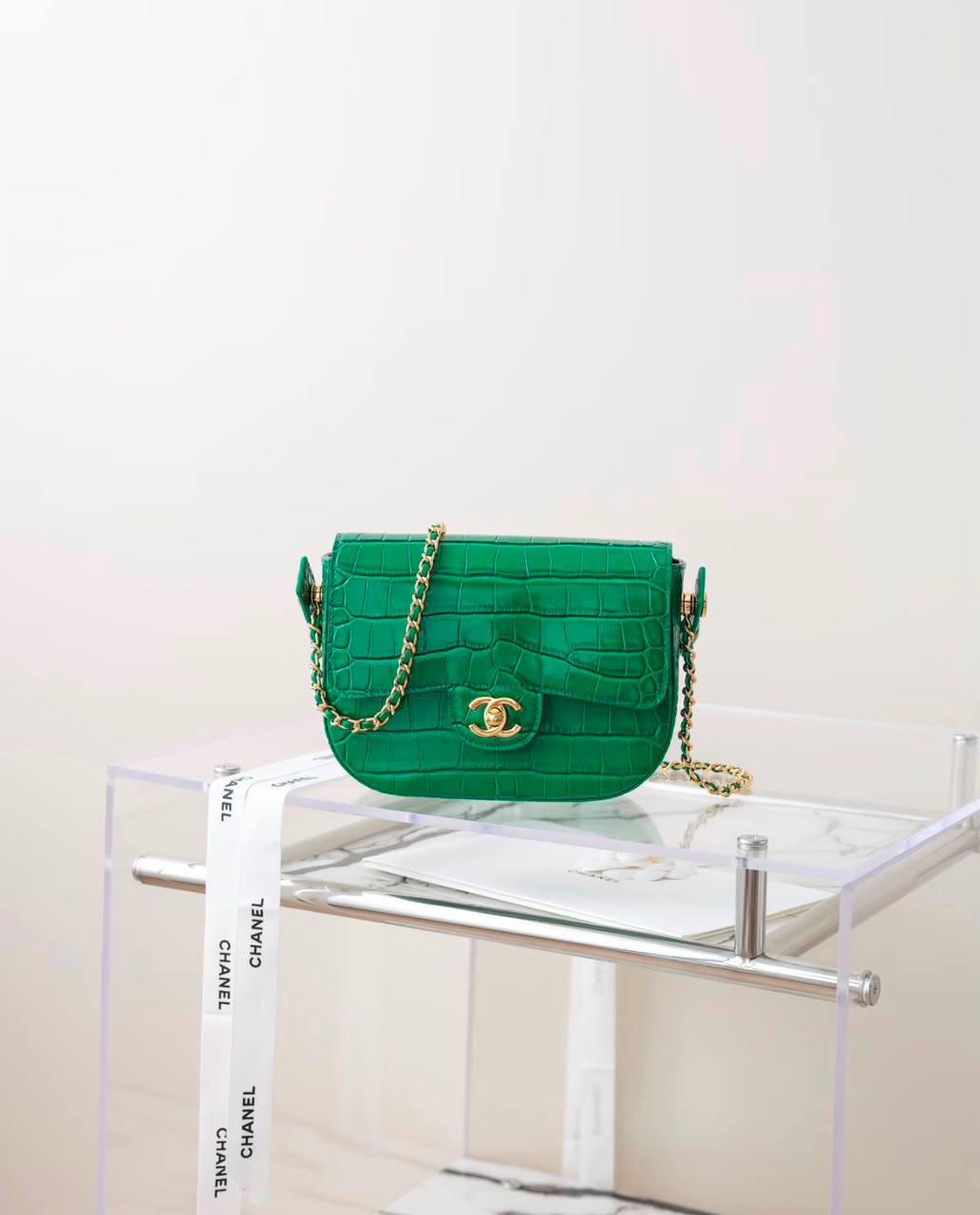 Chanel

230 dhs

Zain134
♥️♥️♥️