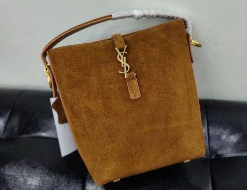 YSL - LV
Master++
For Price 👇 WTSP Text Zain 0568585901

Zain192
♥️♥️♥️