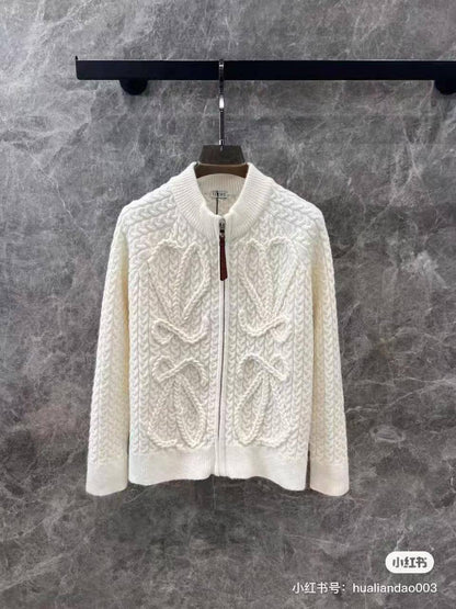 *New collections    
120 dhs🪙🌨️
*good  quality  ✅
*Sizes: free size 
*AVAILABLE NOW*

Zain231
♥️♥️♥️