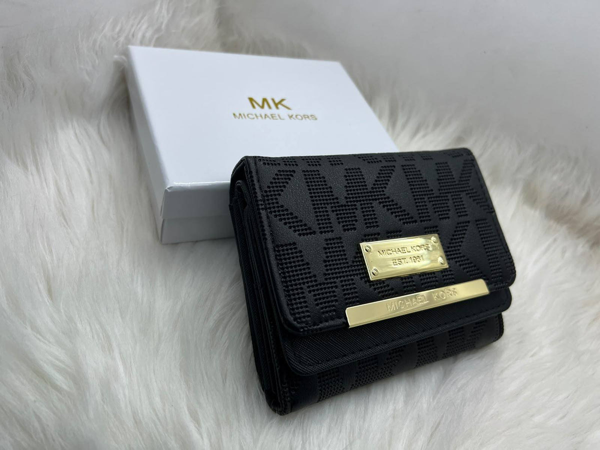 Wallets

Ysl
Chanel
MK

60 dhs🇦🇪🇦🇪

Zain182
♥️♥️♥️