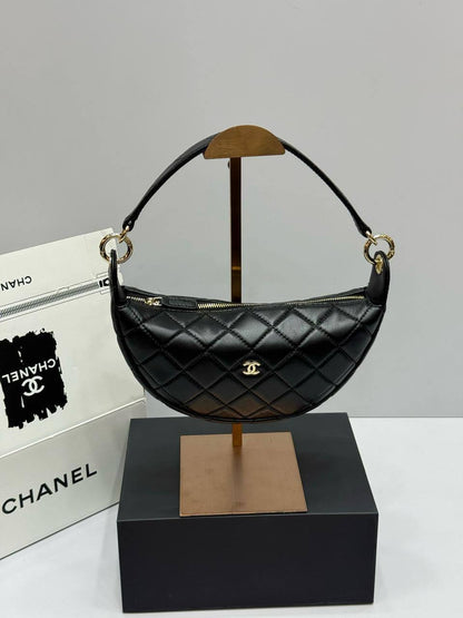 Chanel Master
25cm🫶🏼
260 dhs👑

Zain228
♥️♥️♥️