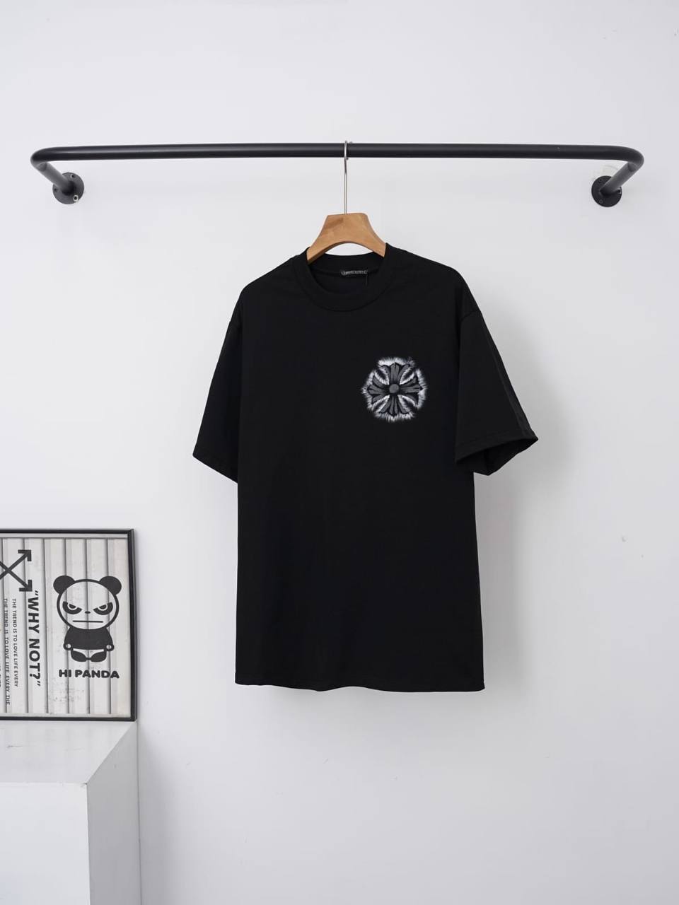 Chrome Hearts T-shirts
Size:S/M/L/XL/2XL
140 dhs✅

Zain302
♥️♥️♥️