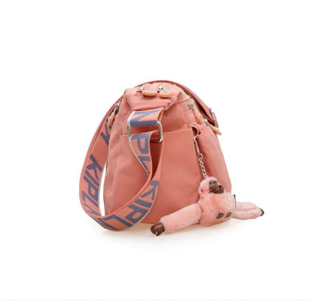 KIPLING 
GOOD QUALITY
55 dhs✅

Zain39
♥️♥️♥️