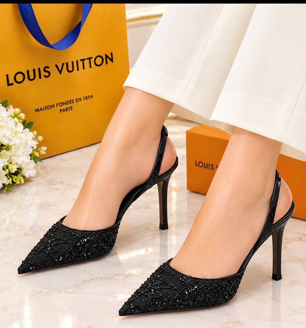 RESTOCKS 🔥🔥

LV 7cm
Good quality 💯
size 36-38-38-39-40-41
115 dhs🇦🇪🇦🇪

Zain21
♥️♥️♥️♥️