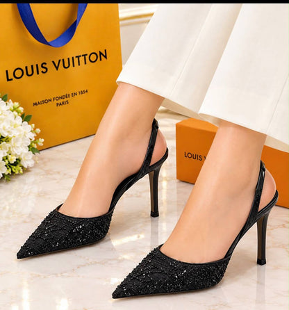 RESTOCKS 🔥🔥

LV 7cm
Good quality 💯
size 36-38-38-39-40-41
115 dhs🇦🇪🇦🇪

Zain21
♥️♥️♥️♥️