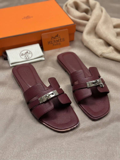 NEW CAME🥰

HERMES SLIPPER

GOOD QUALITY
100 dhs🇦🇪🇦🇪

36 TO 41

Zain40
♥️♥️♥️