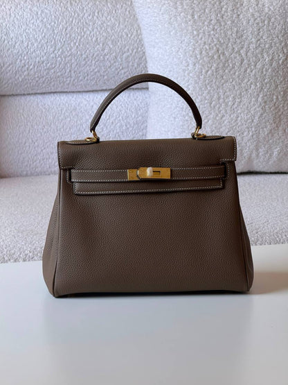 Hermes
kelly togo 28cm💥Master quality ✅with box📦
460 dhs✅

Zain52
♥️♥️♥️♥️