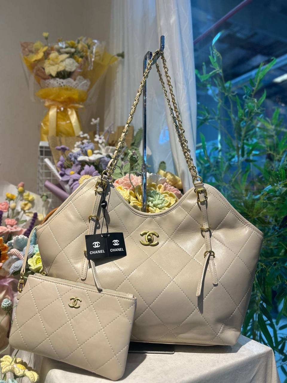 CHANEL 
30-45cm
110 dhs✅

Zain44
♥️♥️♥️