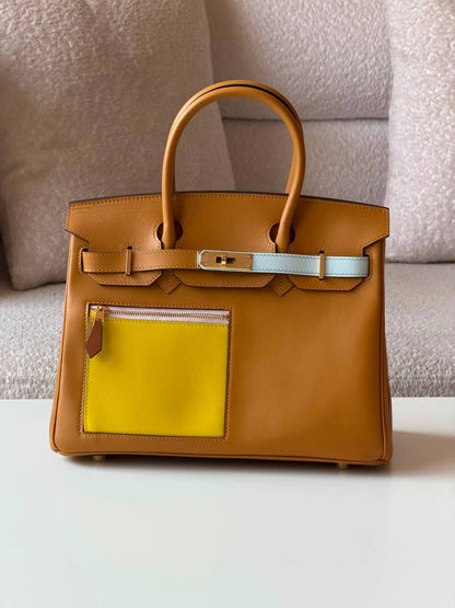 Hermes birkin 30 cm💕 master quality😍with box❤️
720 dhs🇦🇪🇦🇪

Zain52
♥️♥️♥️