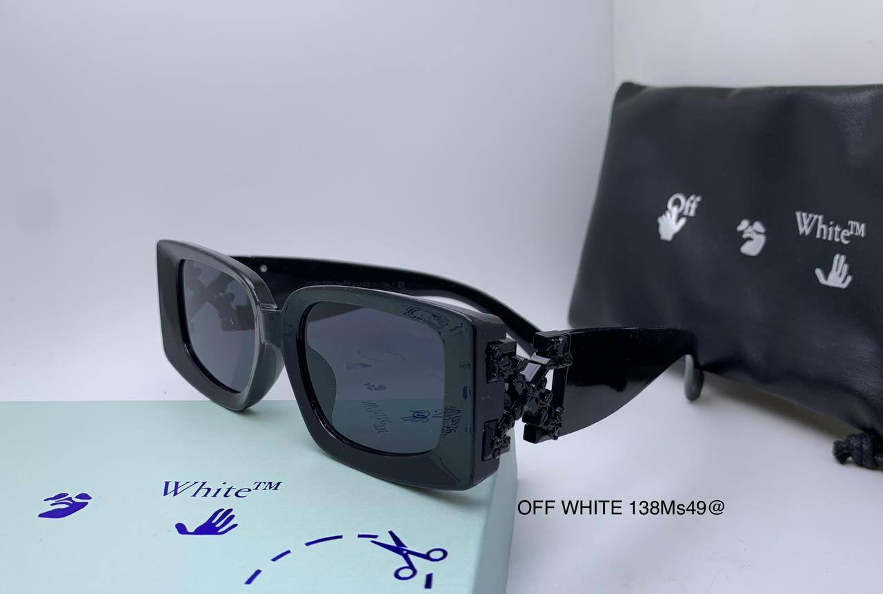 White
70 dhs🪙🌨️

Zain126
♥️♥️♥️