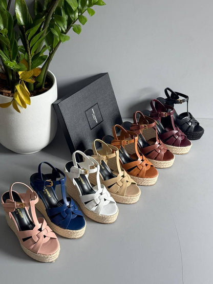 YSL
SuperMaster Quality 💯
500 dhs🪙💕
Size: 36-41💥

Zain171
♥️♥️♥️