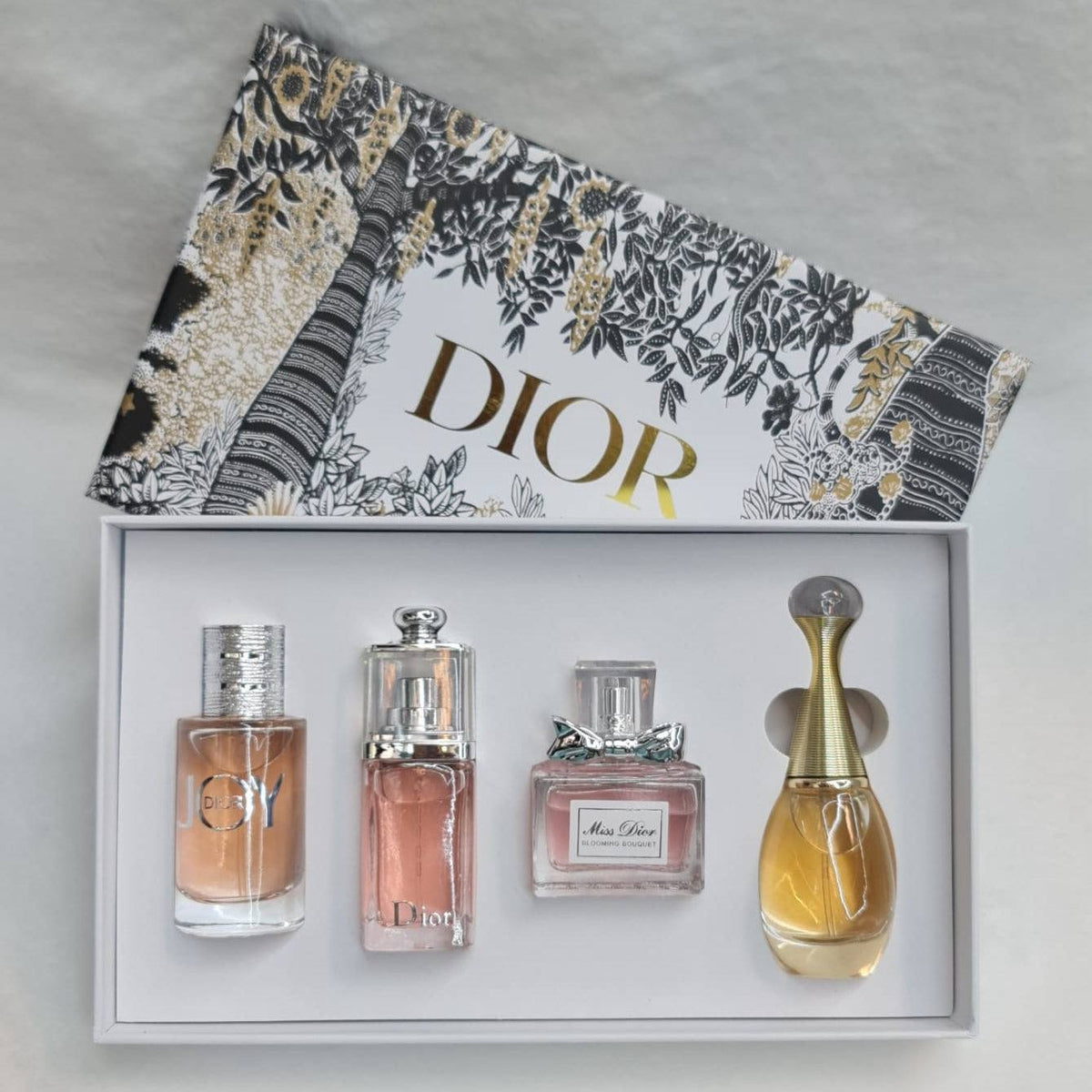 4 MODEL

 PERFUME SETS
55 dhs🇦🇪🇦🇪 each

Zain01
♥️♥️♥️