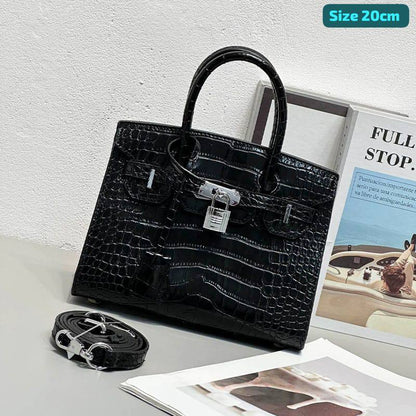 Hermes
Good quality 
with box
🎁🎁🎁

95 dhs🪙🌨️

Zain158
♥️♥️♥️