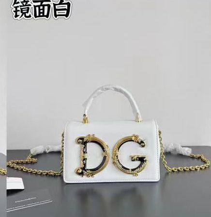 D&G
115 dhs🪙🌨️

Zain143
♥️♥️♥️
