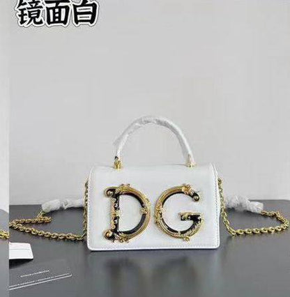 D&G
115 dhs🪙🌨️

Zain143
♥️♥️♥️