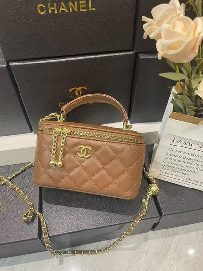Chanel
Good Quality
90 dhs💓

Zain136
♥️♥️♥️