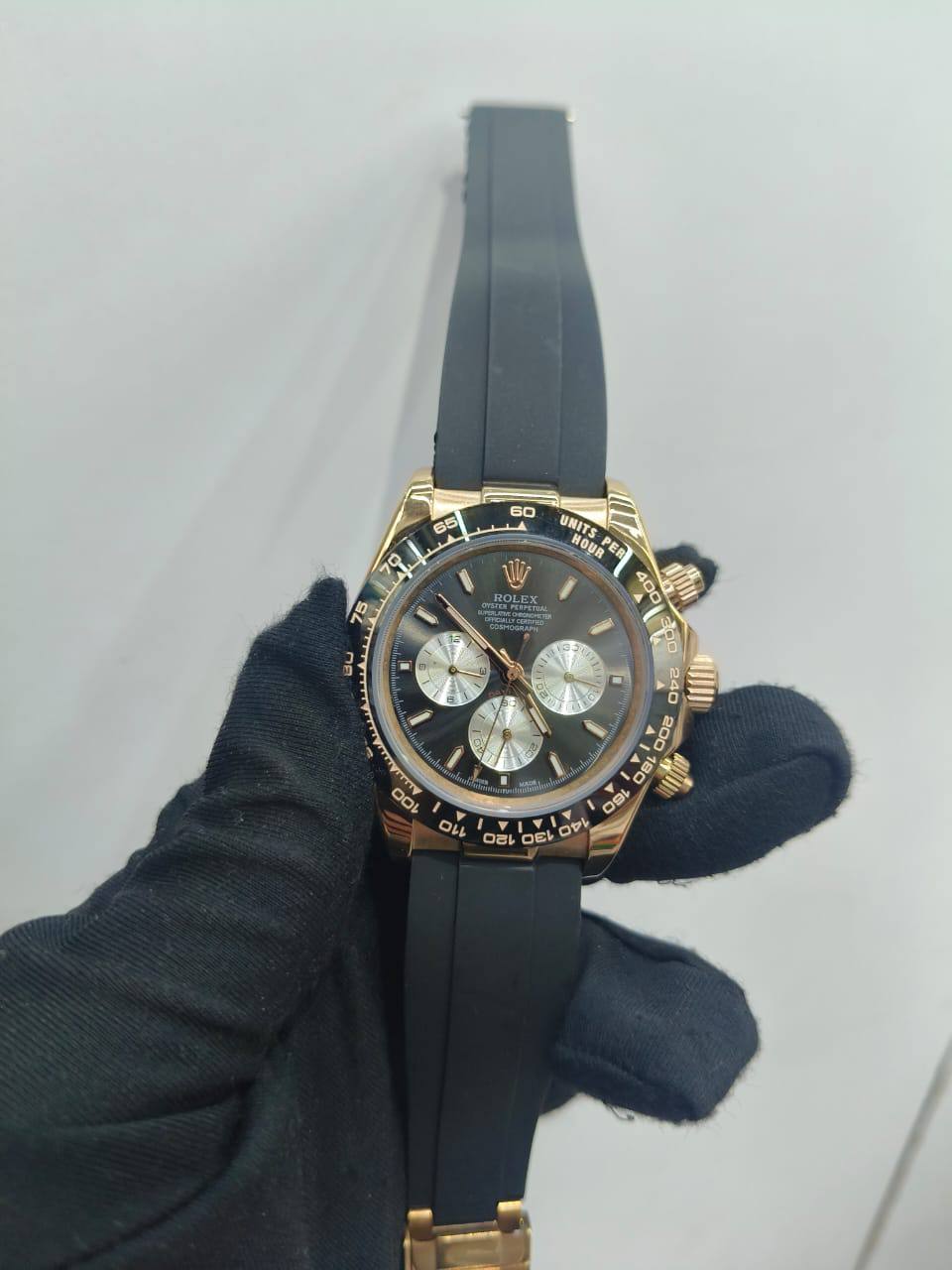 Rolex automatic 
for mens
240 dhs✅

Zain25
♥️♥️♥️
