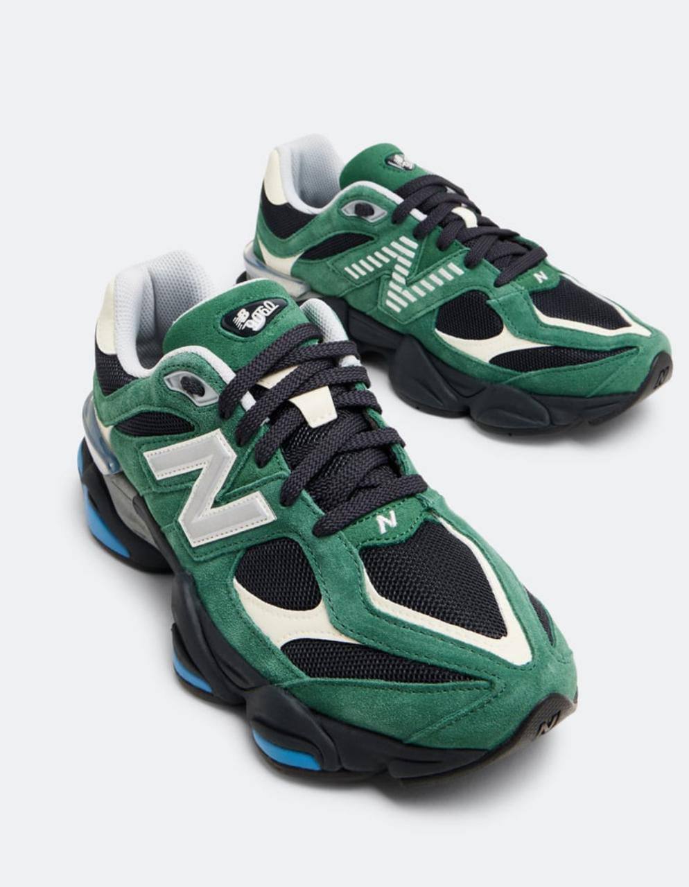 NB - 
New Stock 💓💓💓
Size 36-45 
Ladies Shoes Size 36-41
140 dhs💓

Zain183