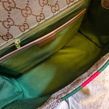 GUCCI 
COPY ONE NEW CAME 
150 dhs🇦🇪🇦🇪

Zain295
♥️♥️♥️