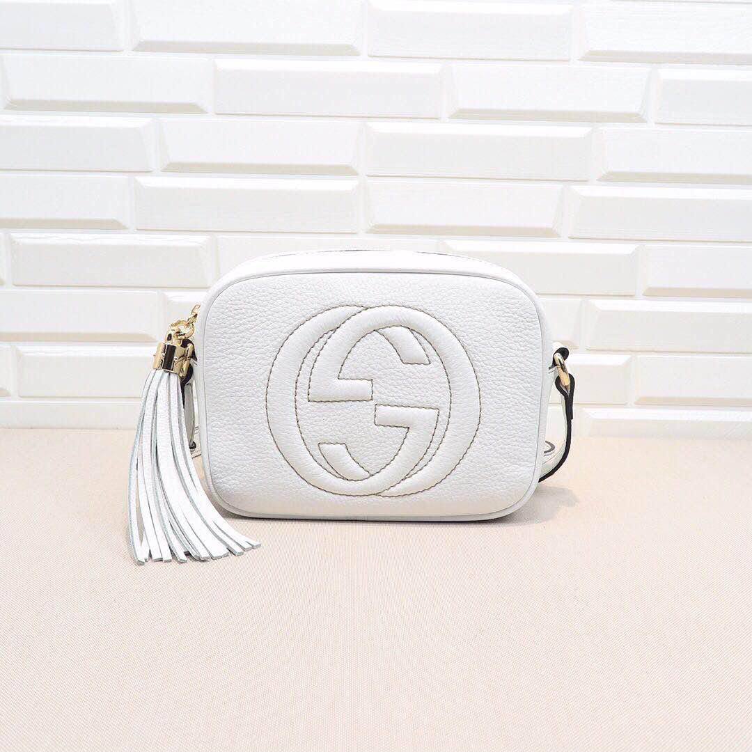 Gucci

330 dhs🇦🇪🇦🇪

Zain153
♥️♥️♥️