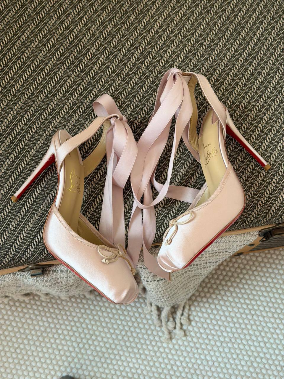 🩶 LOUBOTIN 🩶

✨ new Collection
👠 36–41
💎 Premium Quality
500 dhs🇦🇪🇦🇪

Zain198
♥️♥️♥️